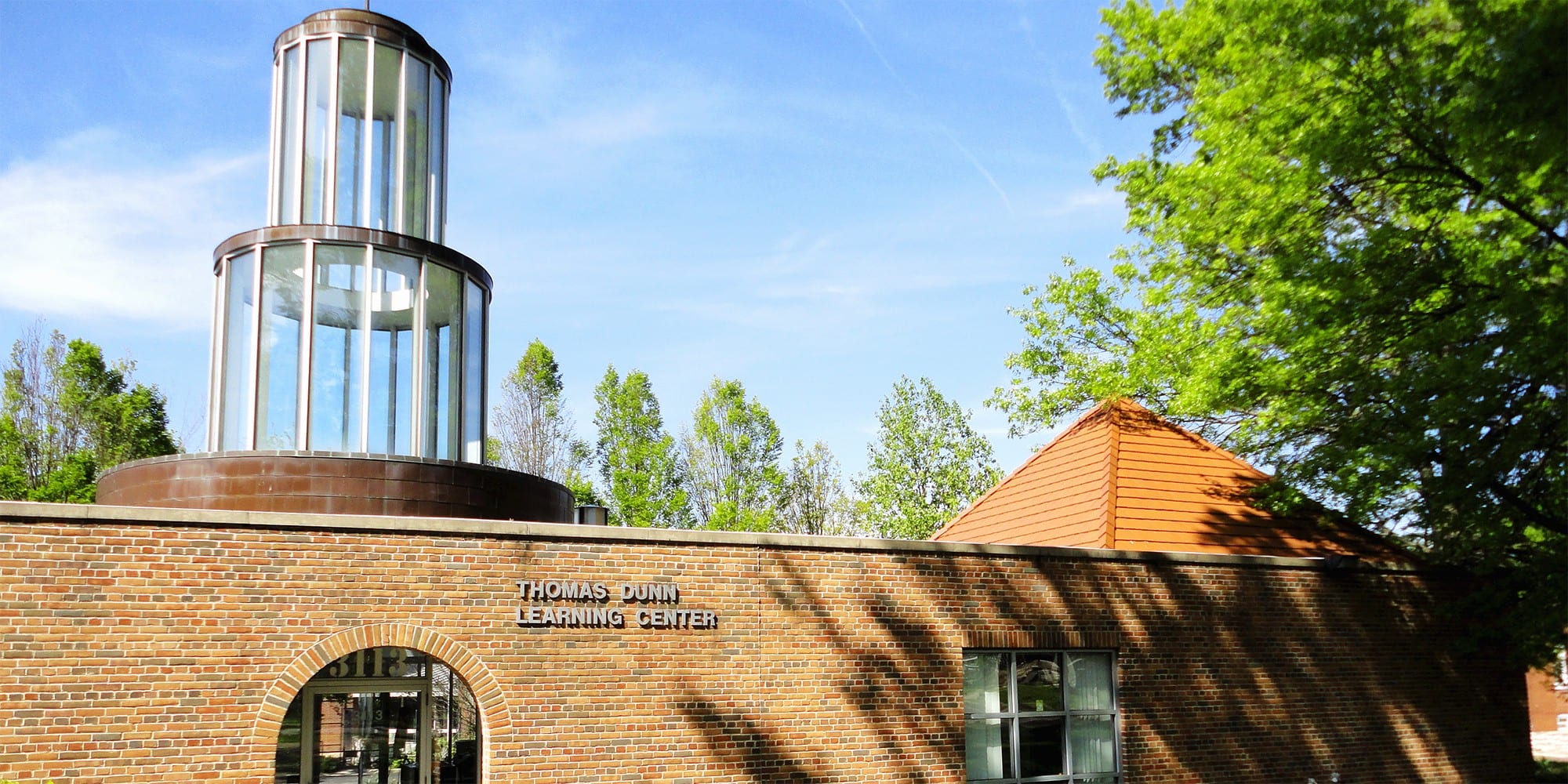 Thomas Dunn Learning Center in the Dutchtown neighborhood of St. Louis. Photo by Paul Sableman.