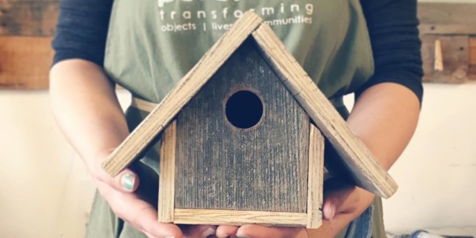 Perennial DIY bird house workshop