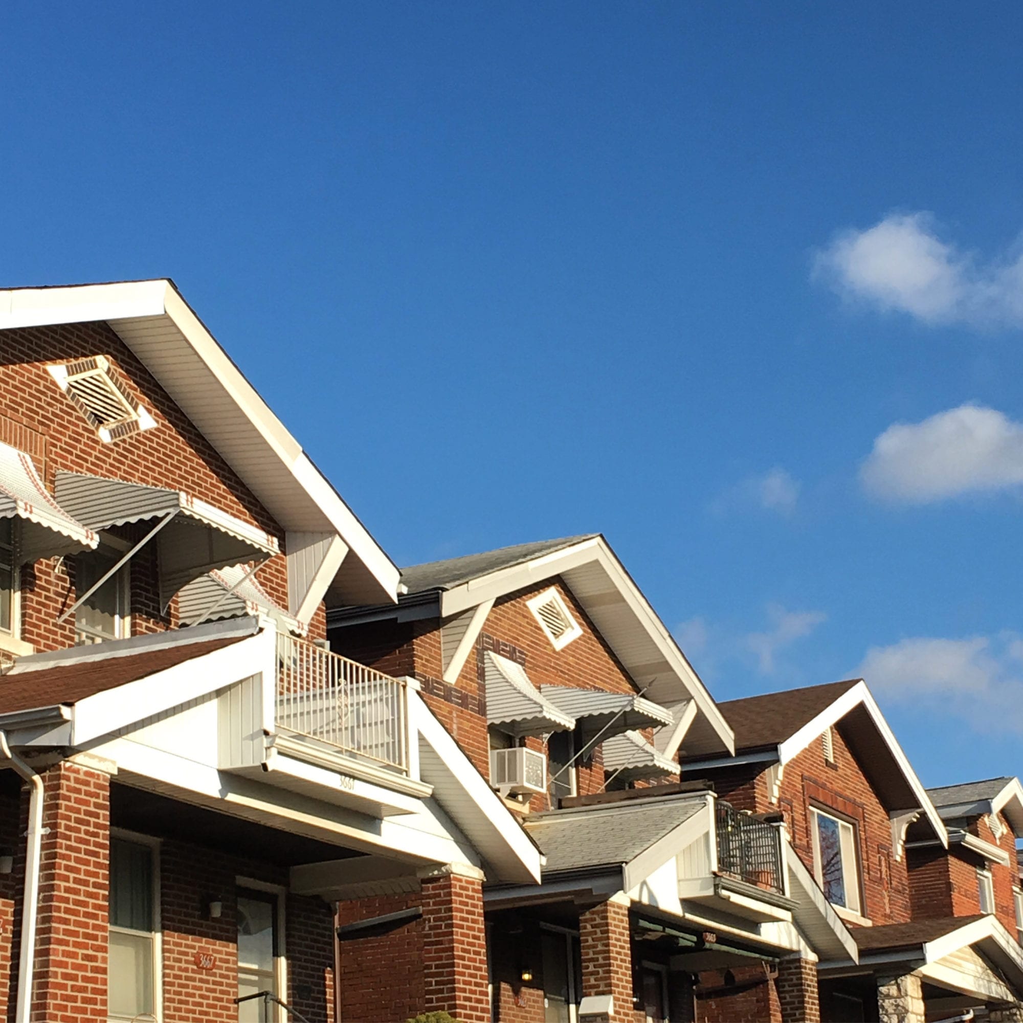 Duplexes in Dutchtown, St. Louis. Photo by Josh Burbridge.