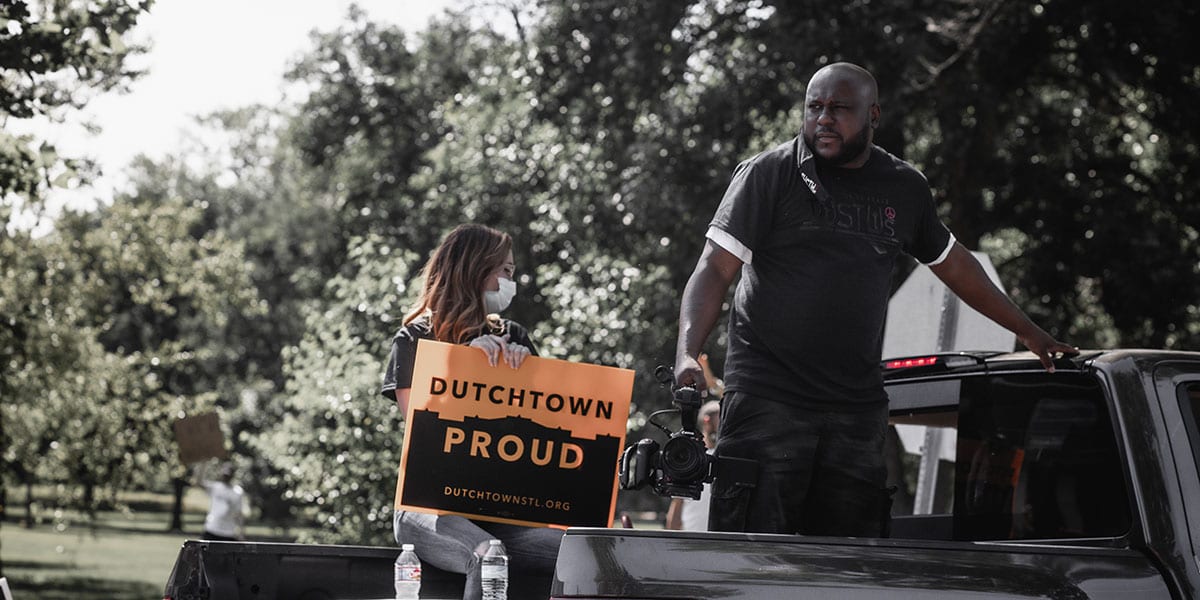 Dutchtown neighbors showing their Dutchtown pride.