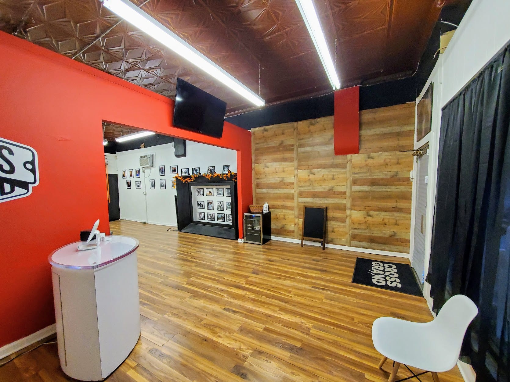 Cross Grand's studio at 3304 Meramec Street in Downtown Dutchtown, St. Louis, MO.