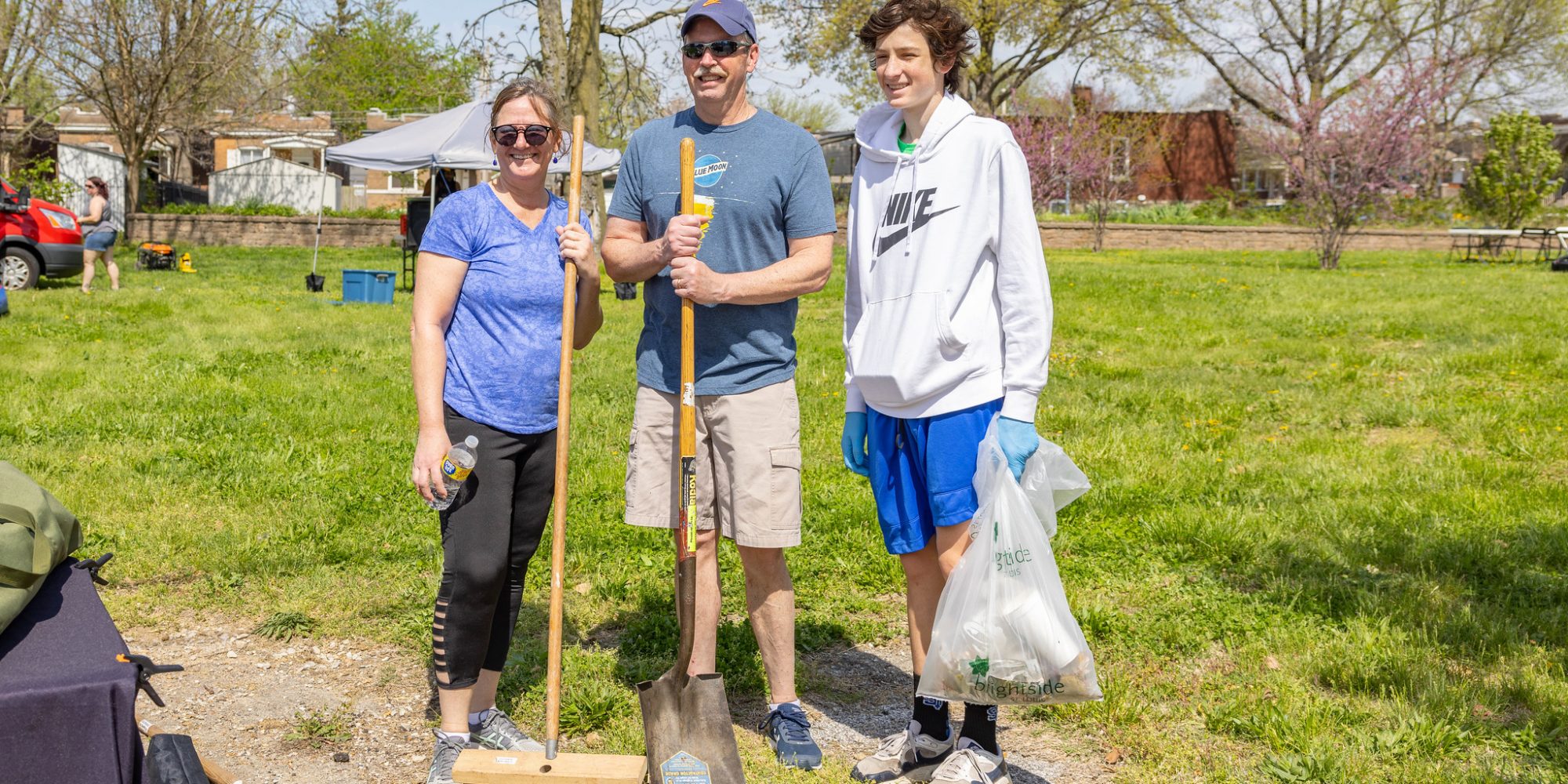 Volunteers cleaning up along Virginia Avenue in Dutchtown.